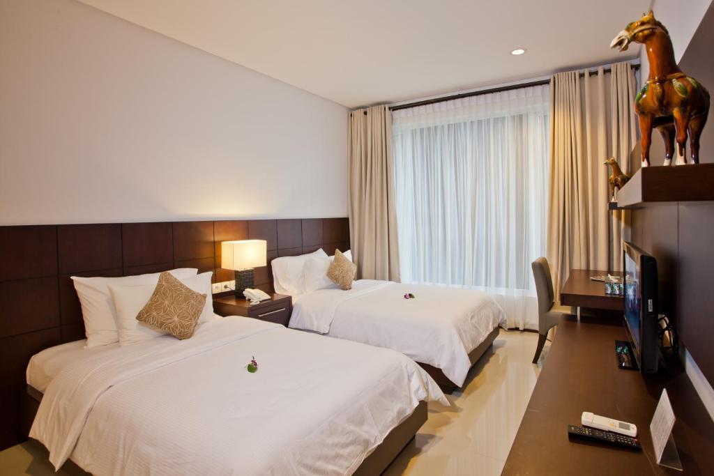 Royal Three Bedroom in Batu Belig Seminyak