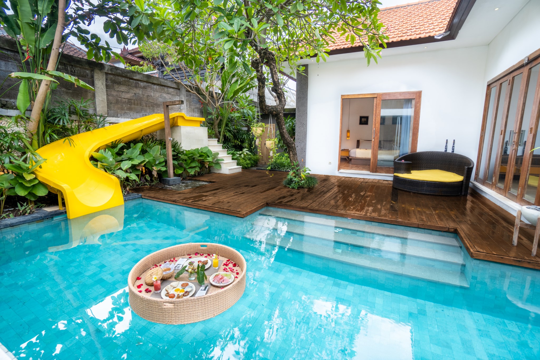 LA MIRA VILLA SEMINYAK