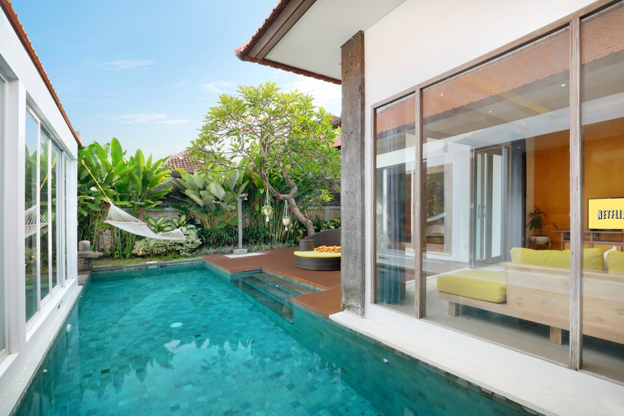 LA MIRA VILLA SEMINYAK