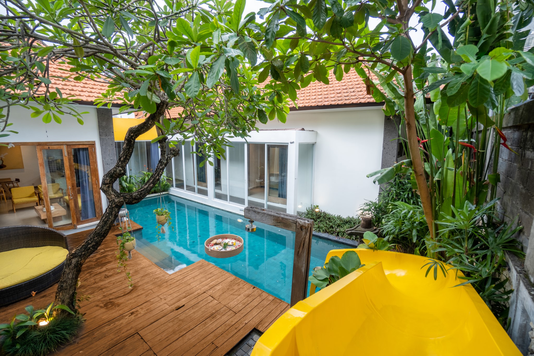 LA MIRA VILLA SEMINYAK