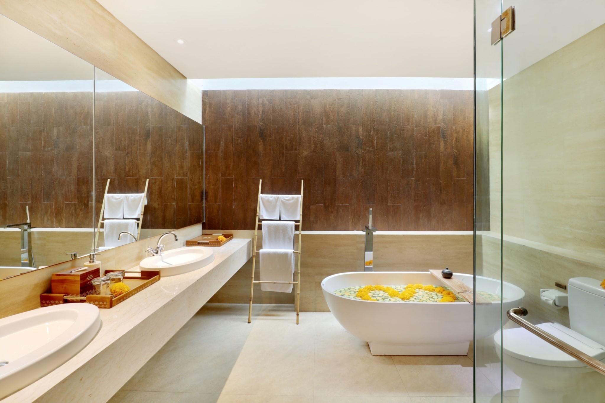 LA MIRA VILLA SEMINYAK