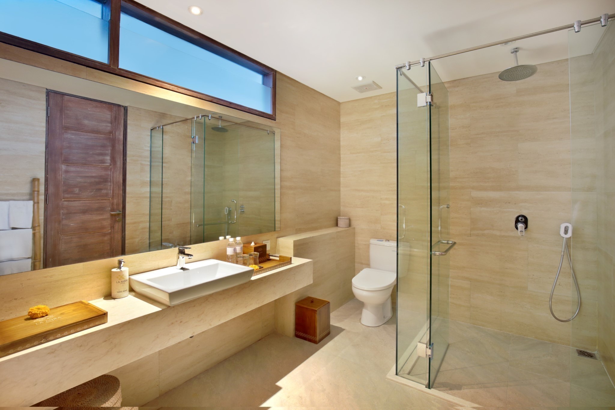 LA MIRA VILLA SEMINYAK