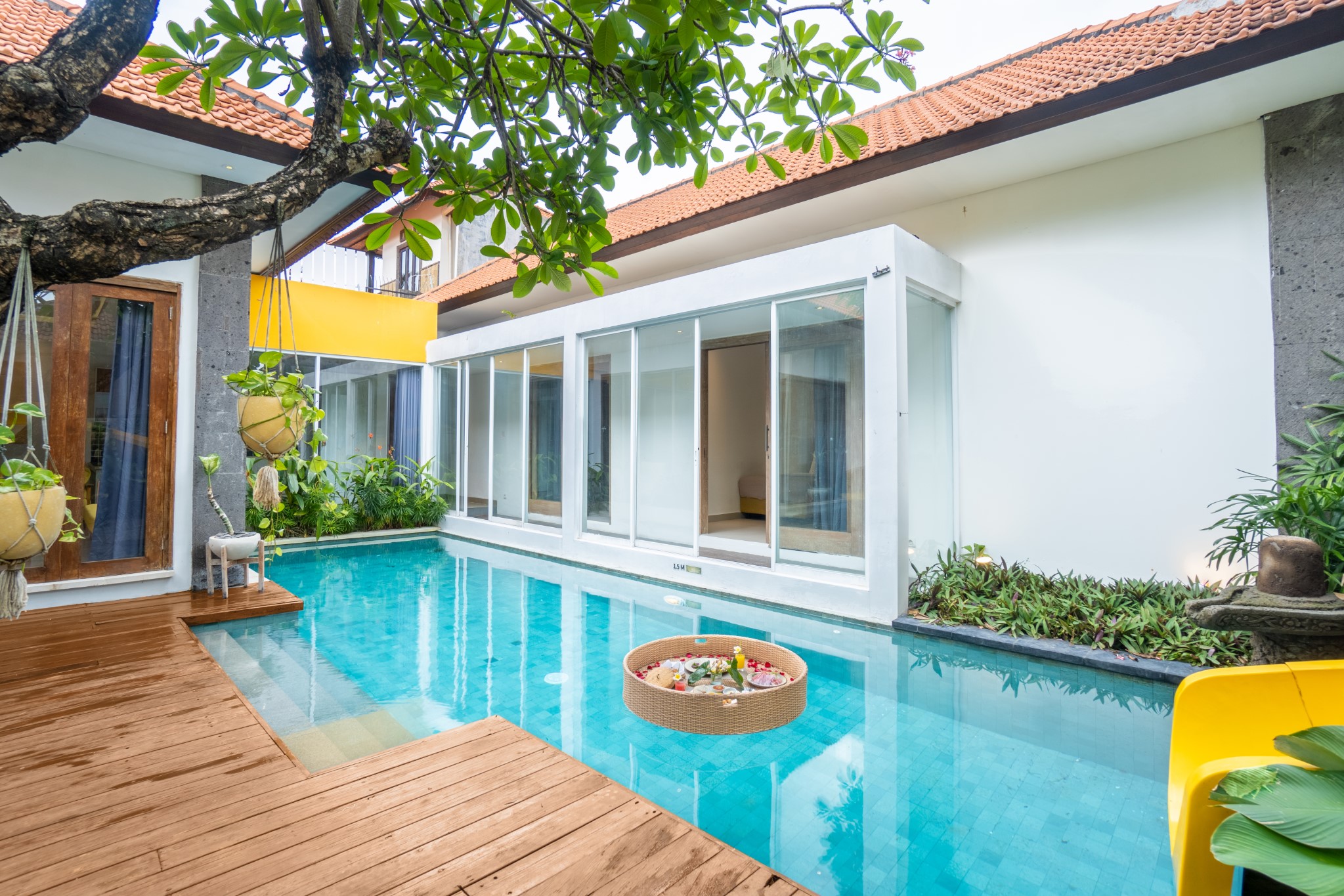 LA MIRA VILLA SEMINYAK
