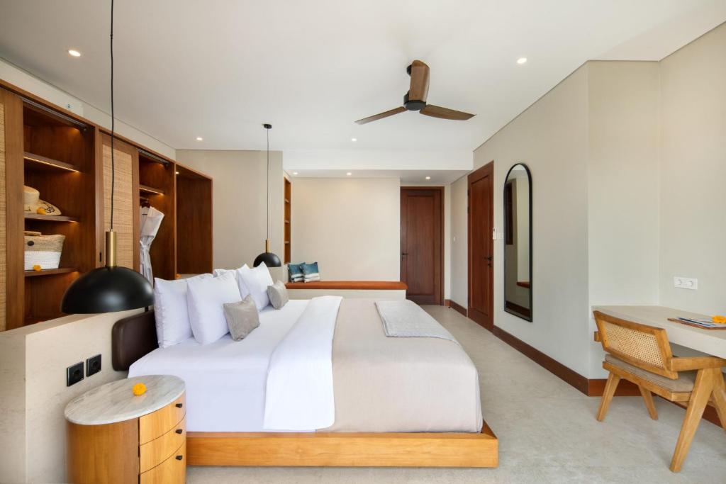 Contemporary Luxury Family Villa with Private Pool