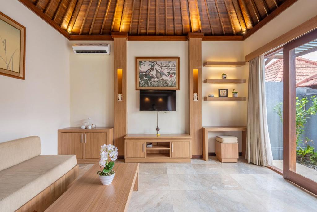 Peaceful 1 Bedroom Private Villas in Sanur