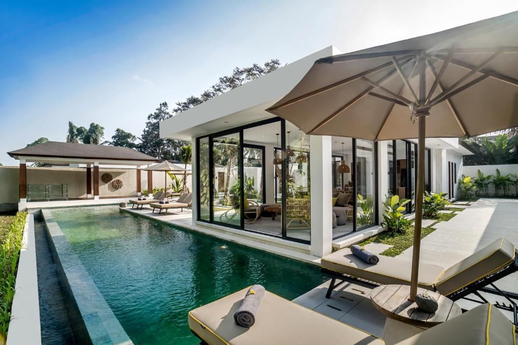 Luxury 5 Bedroom Private Pool Retreat in Ubud