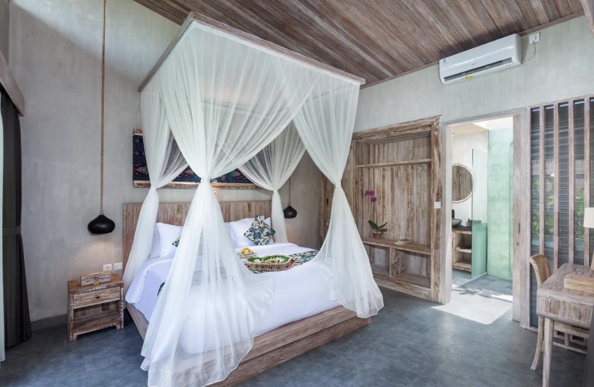 Spacious Balinese Family Villa with Private Pool