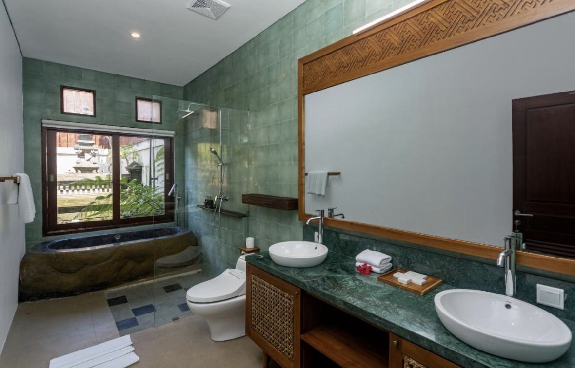 Ubud Tropical Villa with Private Pool