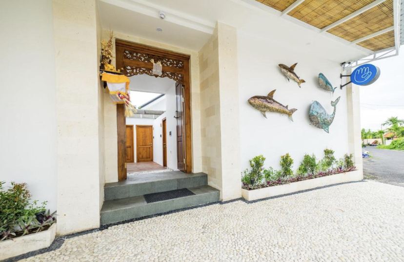 Charming Mezzanine Private Pool Villa in Canggu