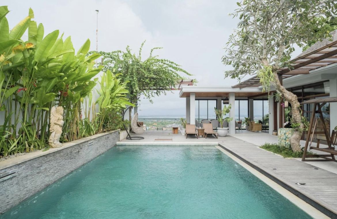 Tropical Family Villa with Ocean View